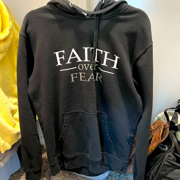 sweatshirt - Picture 1 of 1